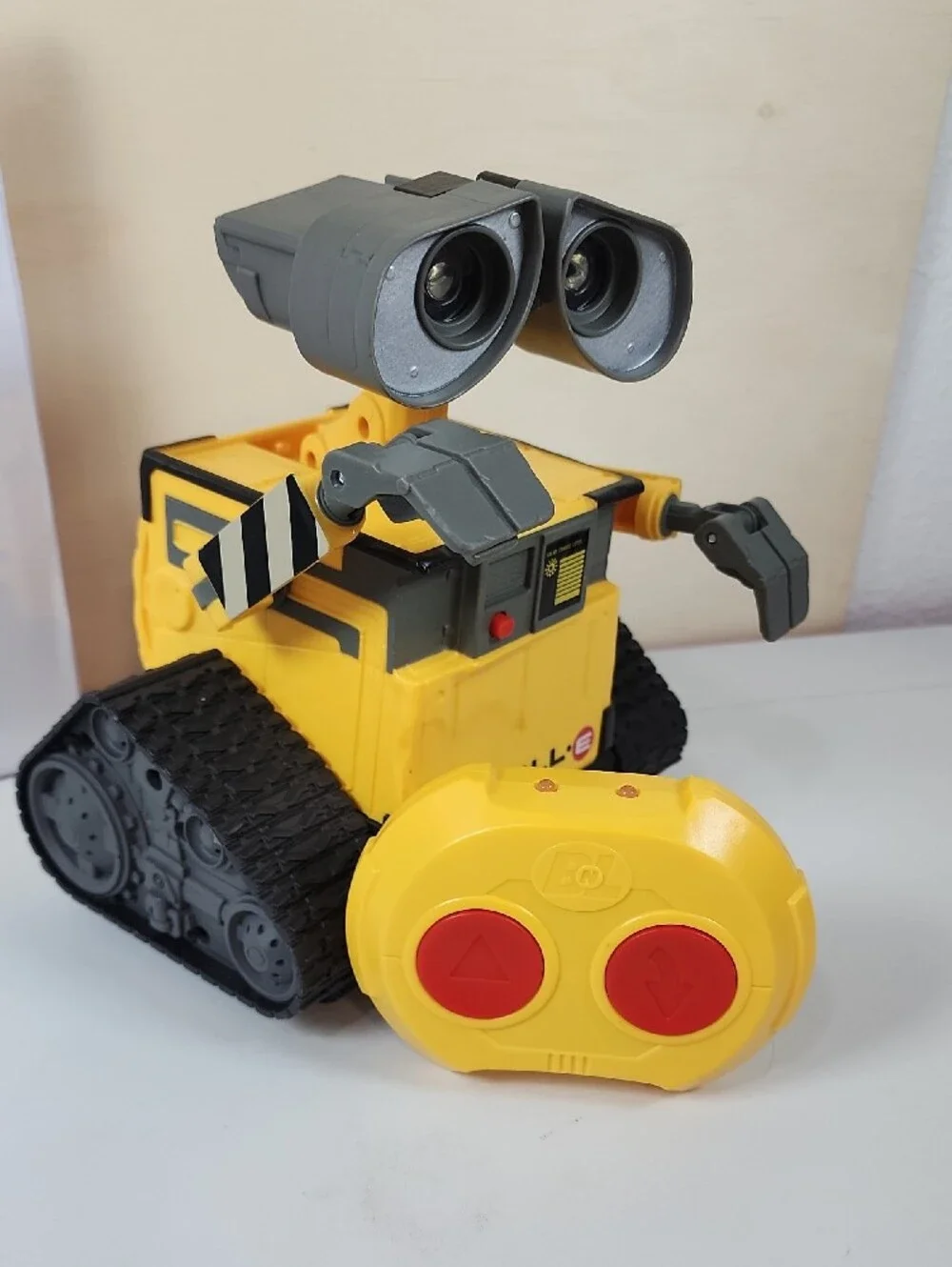 Mattel WALL·E Yellow and Gray Remote Control Robot Toy